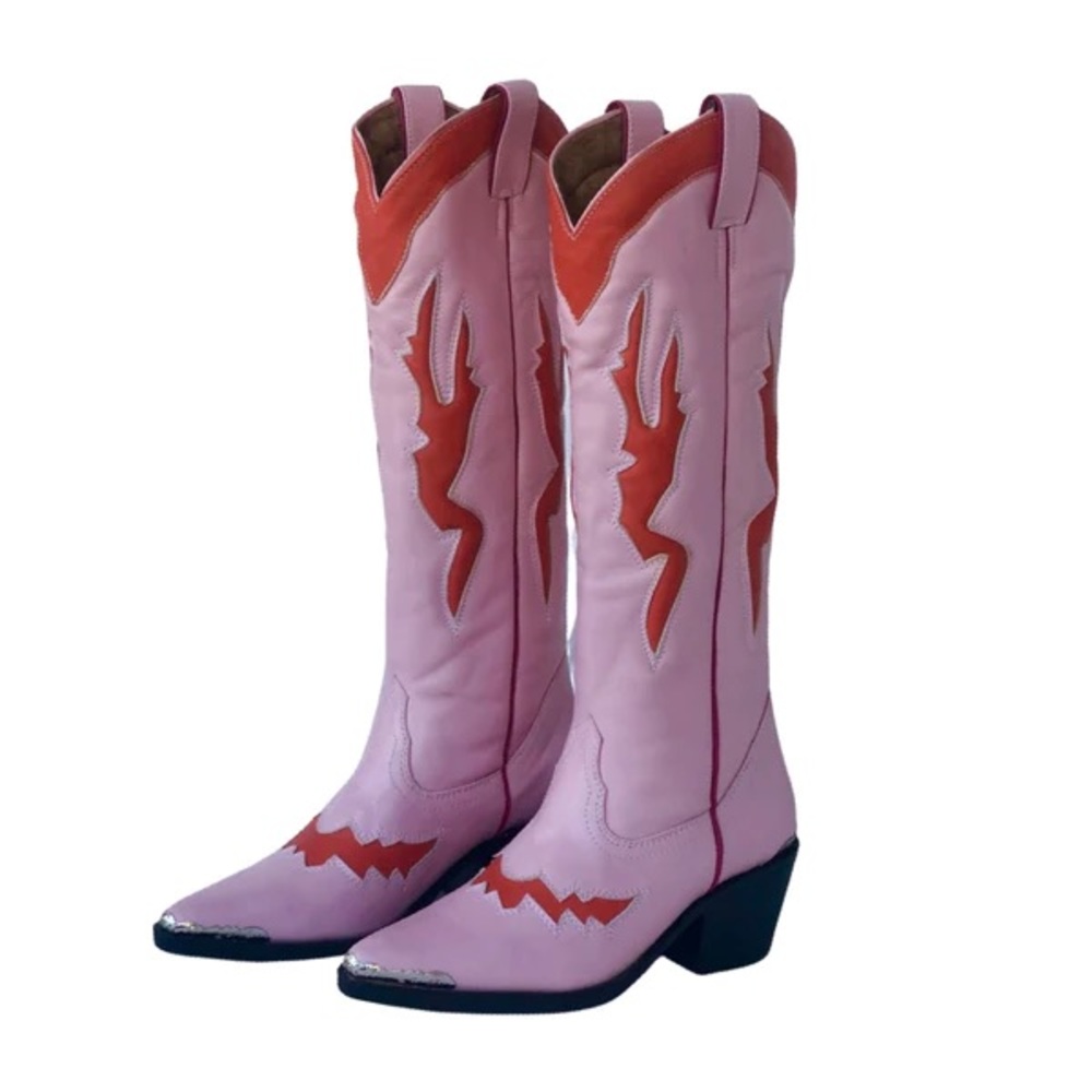 Wandering Coyote - Pink Passion
